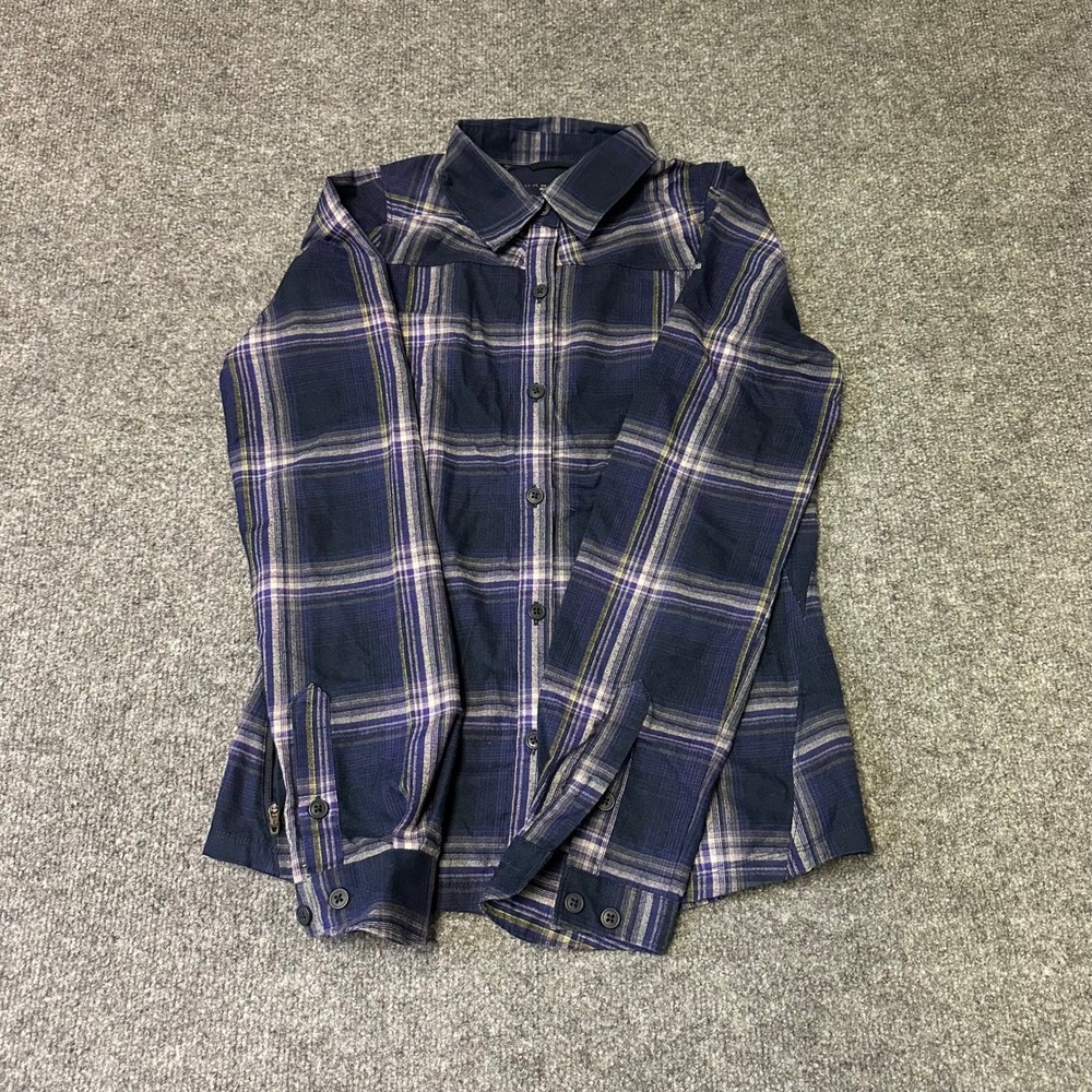 Columbia Shirt Womens Size S Navy Blue Plaid Omni-Shade Omni-Wick Hiking Outdoor
